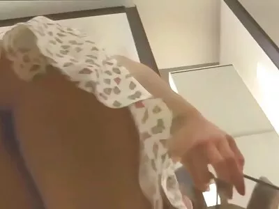 Dünnes sex reif gratis blondes Dienstmädchen wird von einem reichen schwarzen Paar gebumst