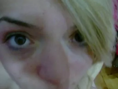 Wunderschöne schwüle MILF befriedigt von alte frauen free porn jungem Kerl mit hartem Schwanz