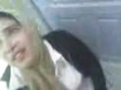 Sex mit Regisseur treibt schwülen Pornostar zum Orgasmus gratis oldiepornos