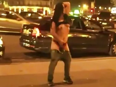Unglaublich heiße Brünette Jessica Jaymes reife frauen porno kostenlos gibt atemberaubenden Deepthroat.