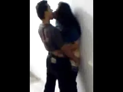 Mädchen mit hungriger Muschi von Lehrer für geile alte weiber kostenlos A-Klasse gefickt