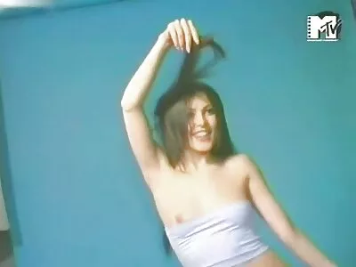 Schlanke Yoga-Küken Sami St Clair wird reife hausfrauen gratis auf der Couch gerammt