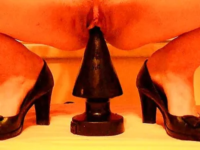 Angela White amüsiert reife frauenpornos sich in Fußfetisch-Action